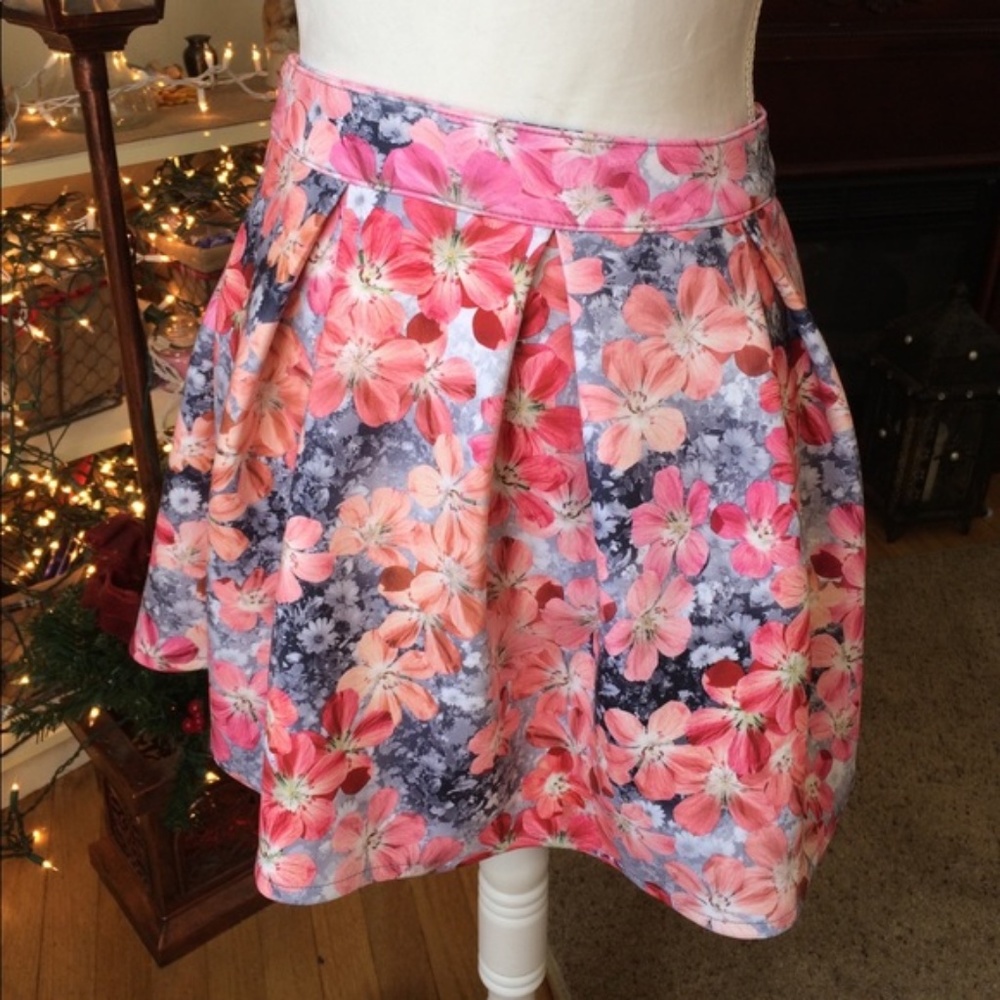 Bethany Mota Pink Artsy Floral Mini Skirt